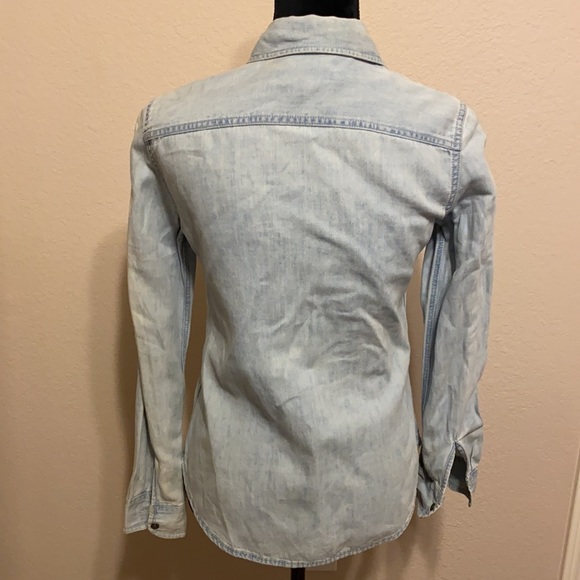 Banana Republic Blue Jean Button Up Shirt - Picture 2 of 3